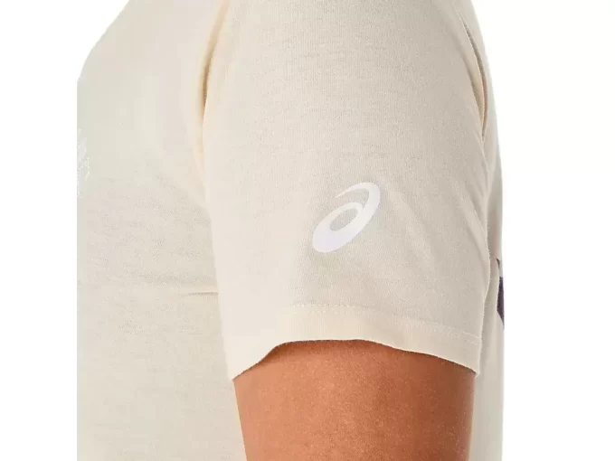 CAMISETA ASICS NATURE DE MANGA CORTA CON CUELLO EN V PARA MUJER CAMISETA ASICS NATURE DE MANGA CORTA CON CUELLO EN V PARA MUJER