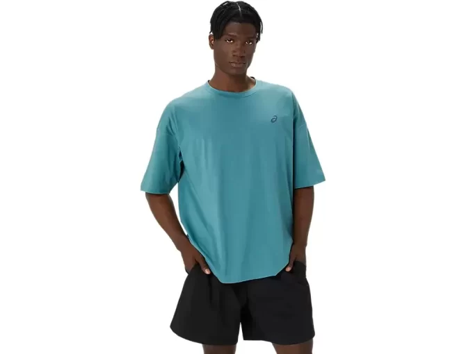 CAMISETA ASICS SPIRAL RELAX CON BORDADO CAMISETA ASICS SPIRAL RELAX CON BORDADO