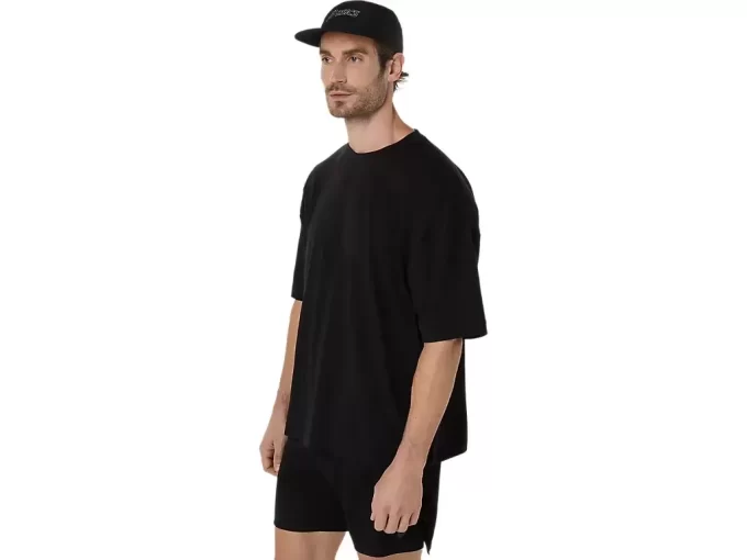 CAMISETA ASICS SPIRAL RELAX CON BORDADO CAMISETA ASICS SPIRAL RELAX CON BORDADO