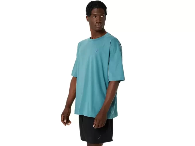 CAMISETA ASICS SPIRAL RELAX CON BORDADO CAMISETA ASICS SPIRAL RELAX CON BORDADO