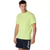 CAMISETA CON BORDADO EN ESPIRAL DE ASICS CAMISETA CON BORDADO EN ESPIRAL DE ASICS