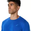 CAMISETA CON BORDADO EN ESPIRAL DE ASICS CAMISETA CON BORDADO EN ESPIRAL DE ASICS