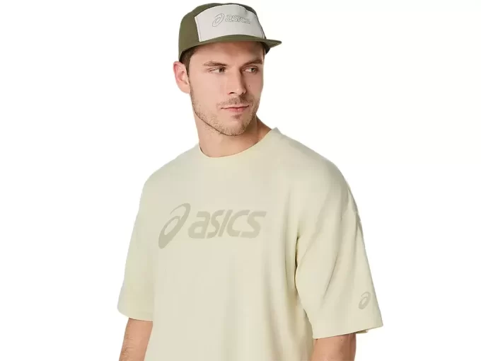CAMISETA GRÁFICA DE AJUSTE RELAJADO CAMISETA GRÁFICA DE AJUSTE RELAJADO