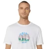 CAMISETA UNISEX ASICS CELEBRATE OUR HOME DE MANGA CORTA CAMISETA UNISEX ASICS CELEBRATE OUR HOME DE MANGA CORTA