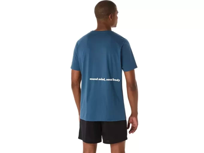CAMISETA UNISEX ASICS RUN OUTSIDE CLUB DE MANGA CORTA CAMISETA UNISEX ASICS RUN OUTSIDE CLUB DE MANGA CORTA