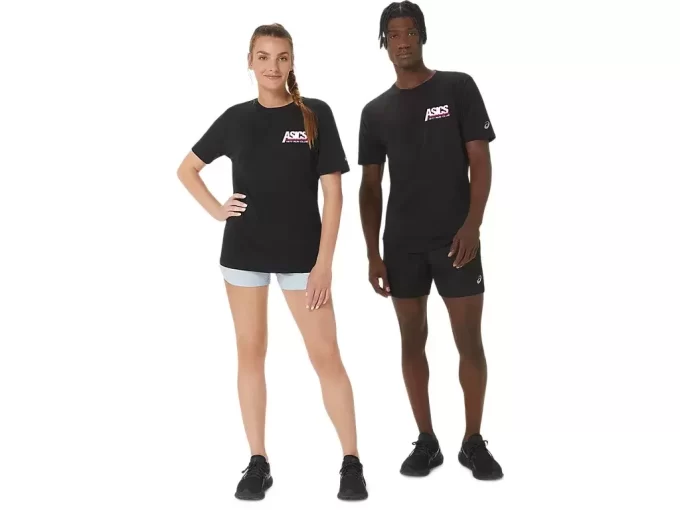 CAMISETA UNISEX ASICS SMSB 1977 RUN CLUB DE MANGA CORTA CAMISETA UNISEX ASICS SMSB 1977 RUN CLUB DE MANGA CORTA