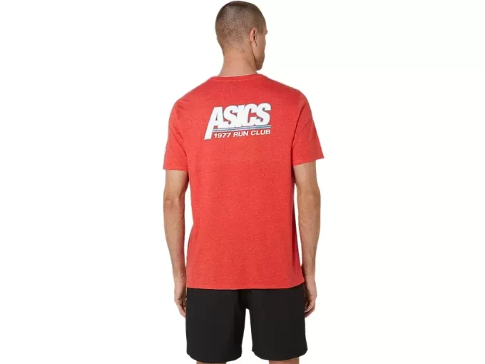 CAMISETA UNISEX ASICS SMSB 1977 RUN CLUB DE MANGA CORTA CAMISETA UNISEX ASICS SMSB 1977 RUN CLUB DE MANGA CORTA