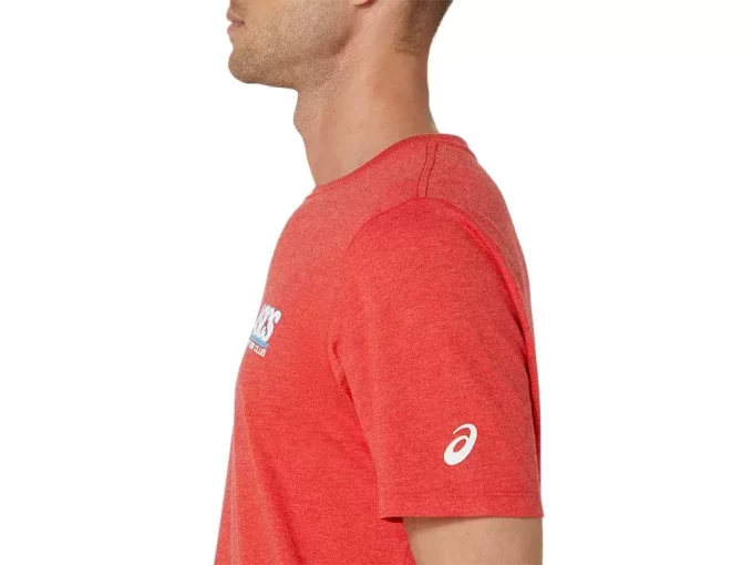 CAMISETA UNISEX ASICS SMSB 1977 RUN CLUB DE MANGA CORTA CAMISETA UNISEX ASICS SMSB 1977 RUN CLUB DE MANGA CORTA