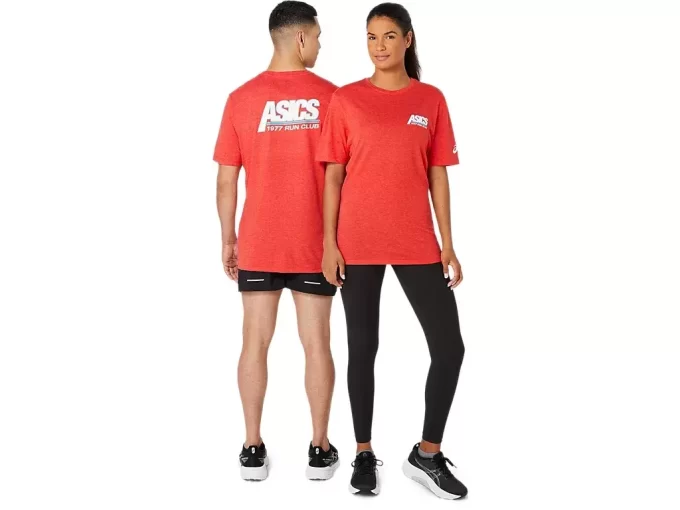 CAMISETA UNISEX ASICS SMSB 1977 RUN CLUB DE MANGA CORTA CAMISETA UNISEX ASICS SMSB 1977 RUN CLUB DE MANGA CORTA