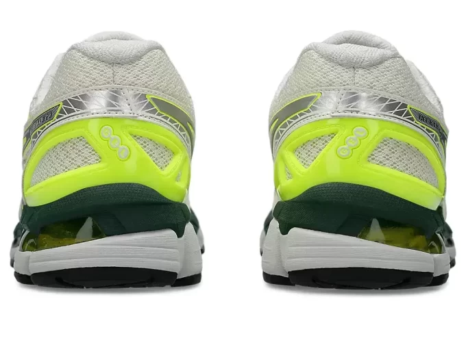 GEL-KAYANO 20
