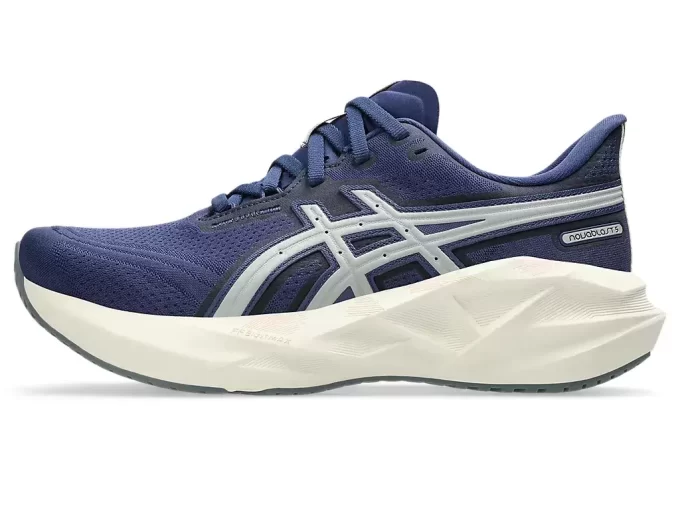 NOVABLAST 5 ASICS TRACK CLUB NOVABLAST 5 ASICS TRACK CLUB