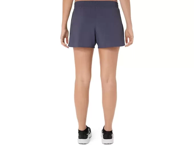 PANTALÓN CORTO ASICS PLATA DE 4 PULGADAS PANTALÓN CORTO ASICS PLATA DE 4 PULGADAS