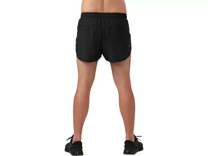 PANTALÓN CORTO CON PARTIDO PARA HOMBRE PANTALÓN CORTO CON PARTIDO PARA HOMBRE