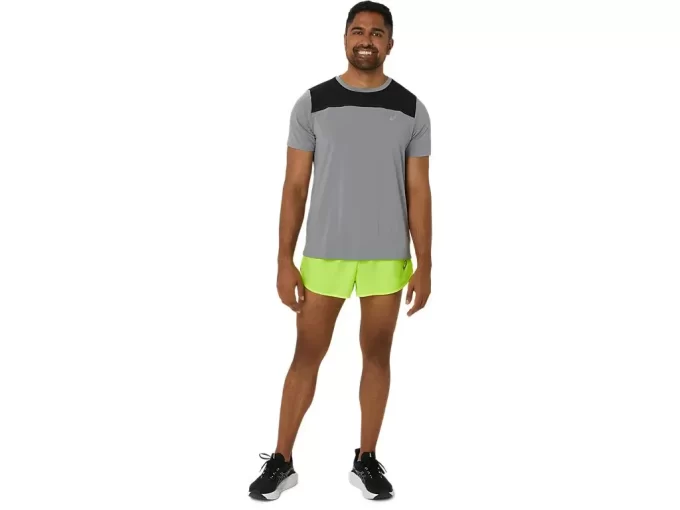 PANTALÓN CORTO CON PARTIDO PARA HOMBRE PANTALÓN CORTO CON PARTIDO PARA HOMBRE