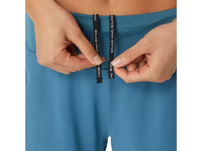 PANTALÓN CORTO VENTILATE 2 EN 1 DE 3,5 PULGADAS PARA MUJER PANTALÓN CORTO VENTILATE 2 EN 1 DE 3,5 PULGADAS PARA MUJER