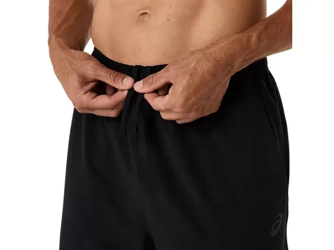 PANTALÓN TEJIDO CON BORDADO EN ESPIRAL DE ASICS PANTALÓN TEJIDO CON BORDADO EN ESPIRAL DE ASICS