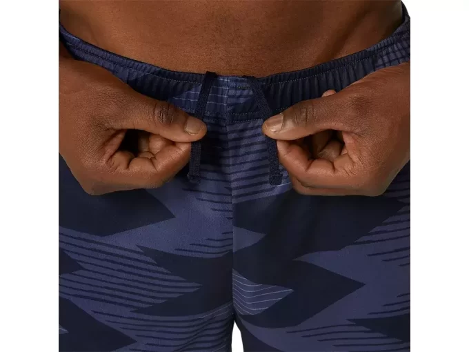 PANTALONES CORTOS DE 7 PULGADAS CON ESTAMPADO COMPLETO DE TEMPORADA PANTALONES CORTOS DE 7 PULGADAS CON ESTAMPADO COMPLETO DE TEMPORADA